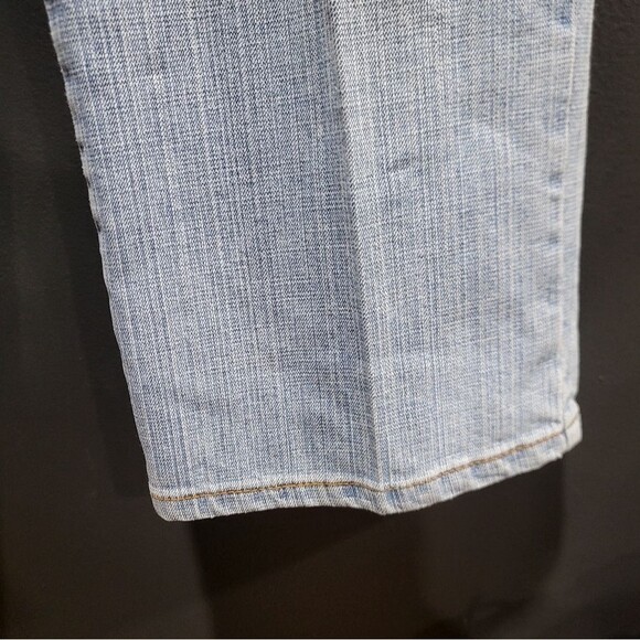 Vintage Cache Rhinestone Bling Denim Capris Sz 8 Washed Blue Y2K Boho - Picture 6 of 9